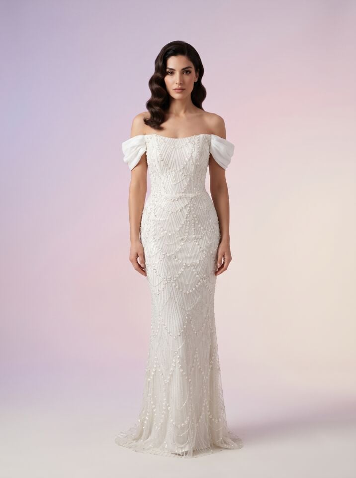Boncuk Ve Payet İşlemeli Düşük Kollu Abiye  Elbise
